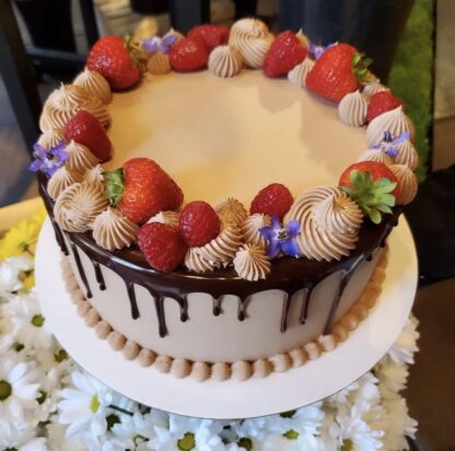 Cake Decorating Class with Natalie Dutton - Image 17