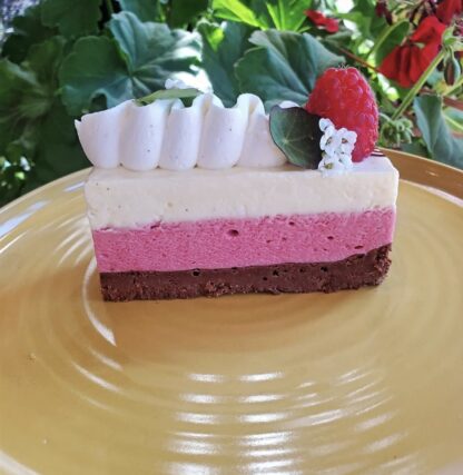Cake Decorating Class with Natalie Dutton - Image 7
